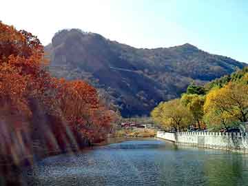 鼓风式冷却塔，铁屑压块